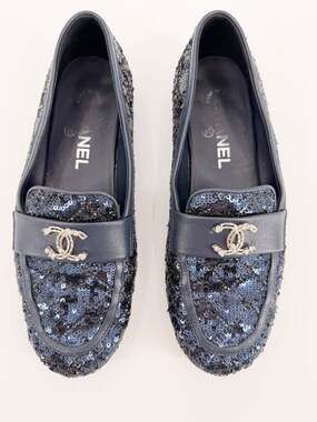 Chanel Loafer Slippers CC Logo Sequin Flats Navy Black Sequin Size 37 EU